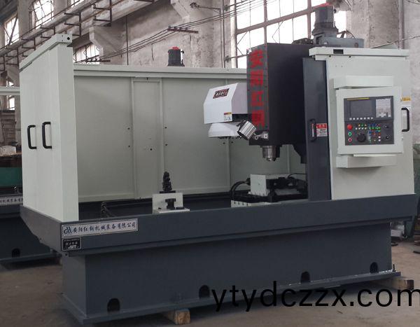 前轴锁销孔专用加工